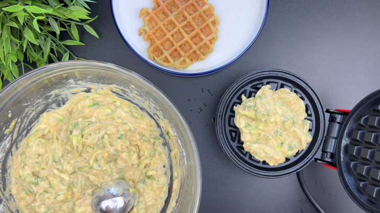 Cukkini gofri liszt nélkül